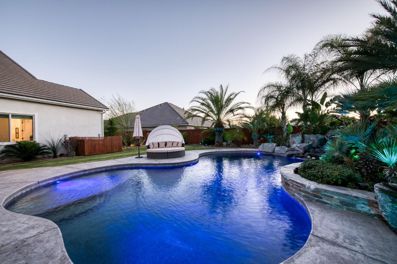 2308 E Mazie Ave, Fresno, CA 93730