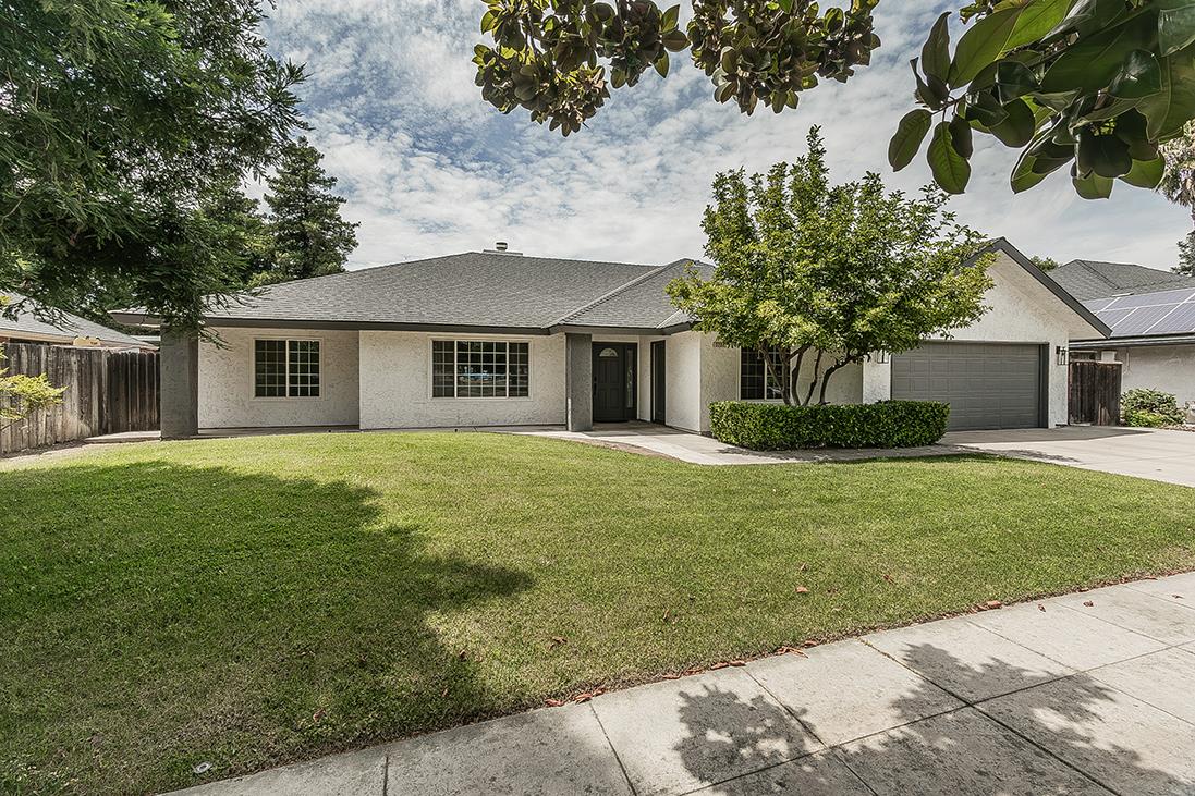 7721 N Cedar Ave, Fresno, CA 93720