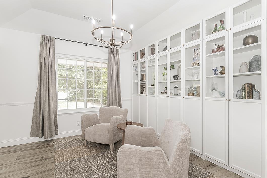 7721 N Cedar Ave, Fresno, CA 93720