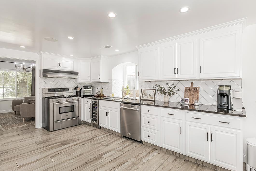7721 N Cedar Ave, Fresno, CA 93720