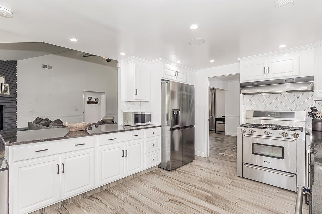 7721 N Cedar Ave, Fresno, CA 93720