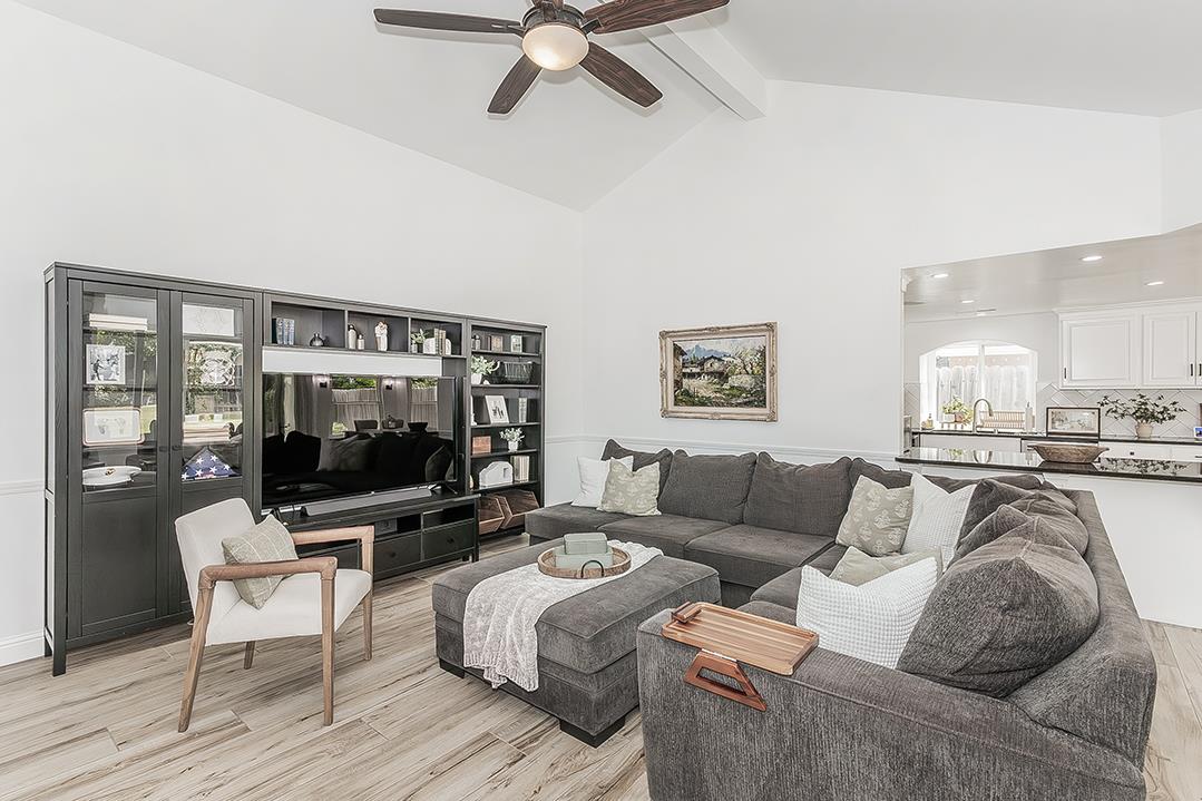 7721 N Cedar Ave, Fresno, CA 93720