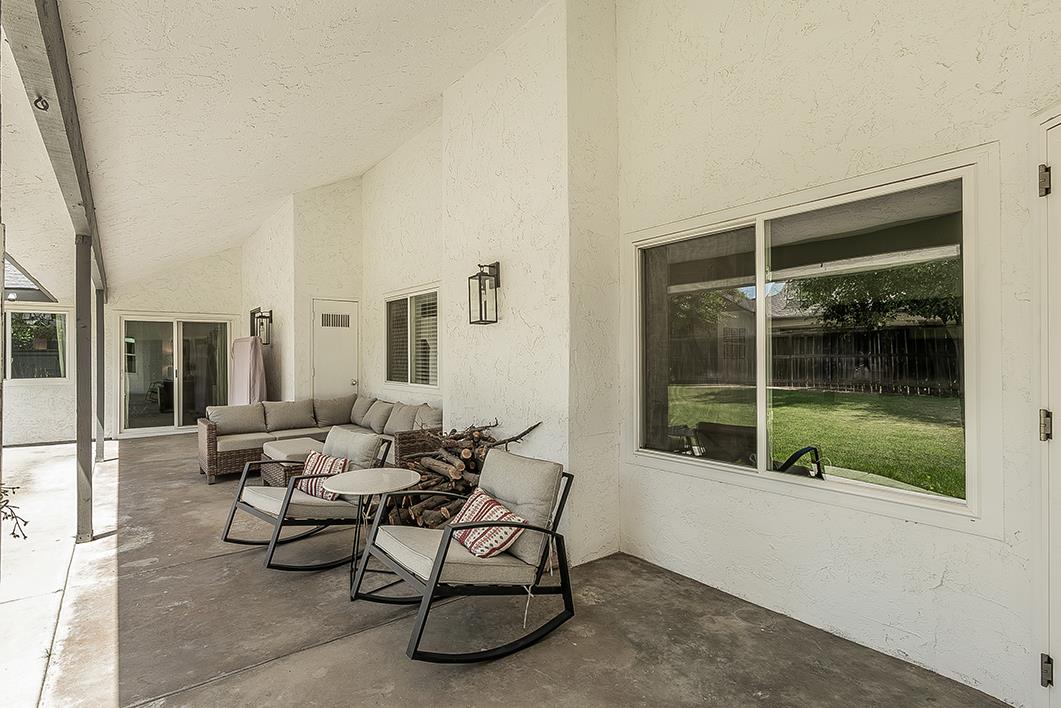 7721 N Cedar Ave, Fresno, CA 93720