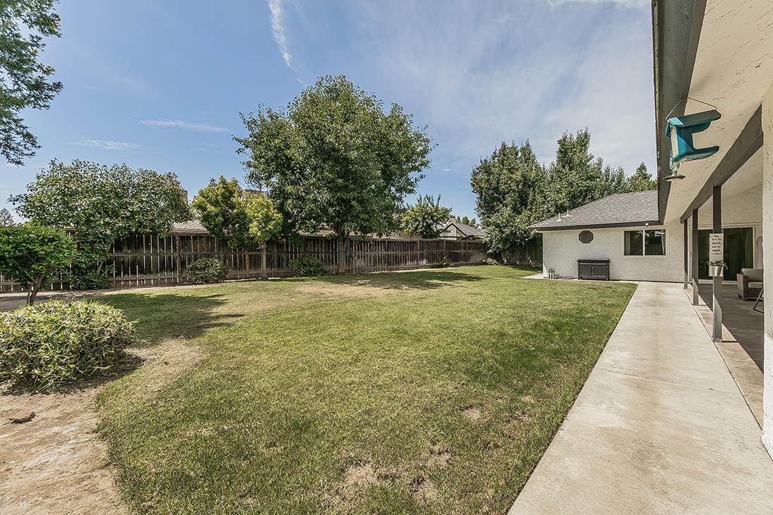 7721 N Cedar Ave, Fresno, CA 93720