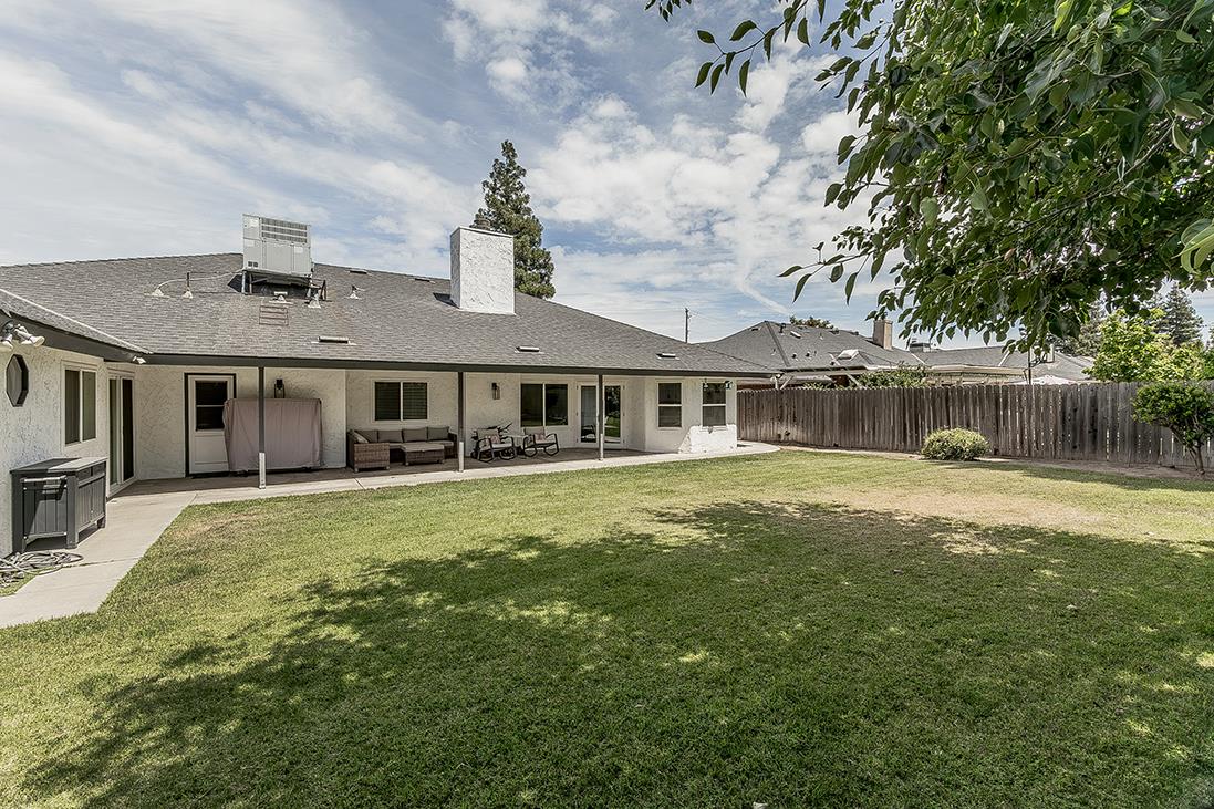 7721 N Cedar Ave, Fresno, CA 93720