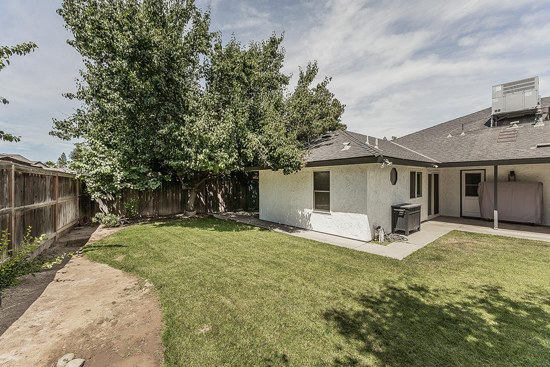 7721 N Cedar Ave, Fresno, CA 93720