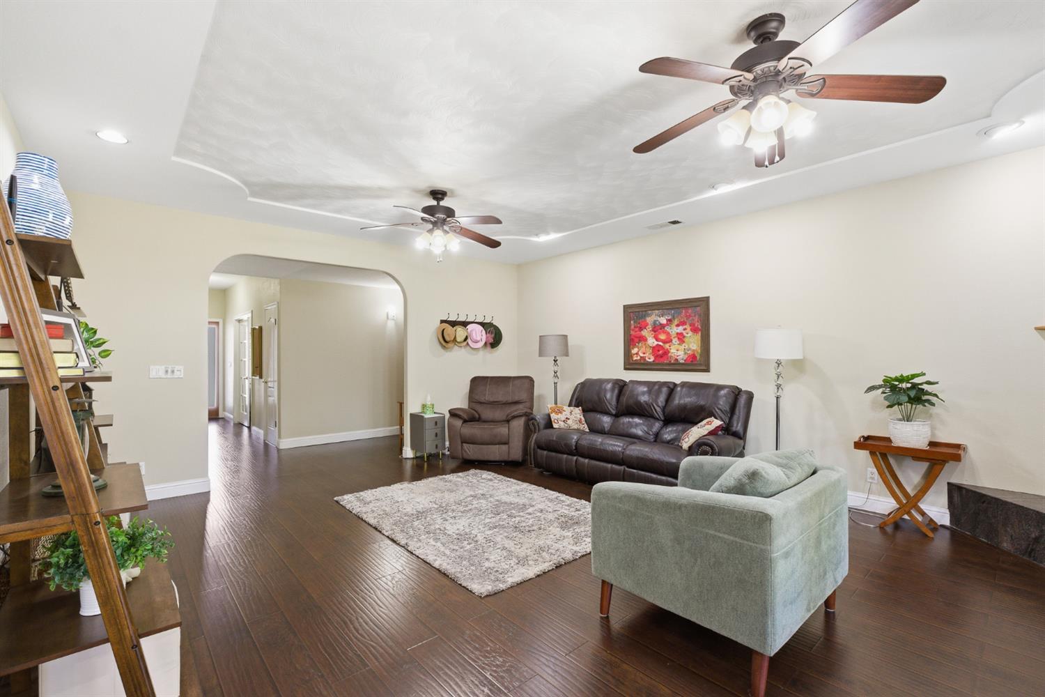 Open Photo