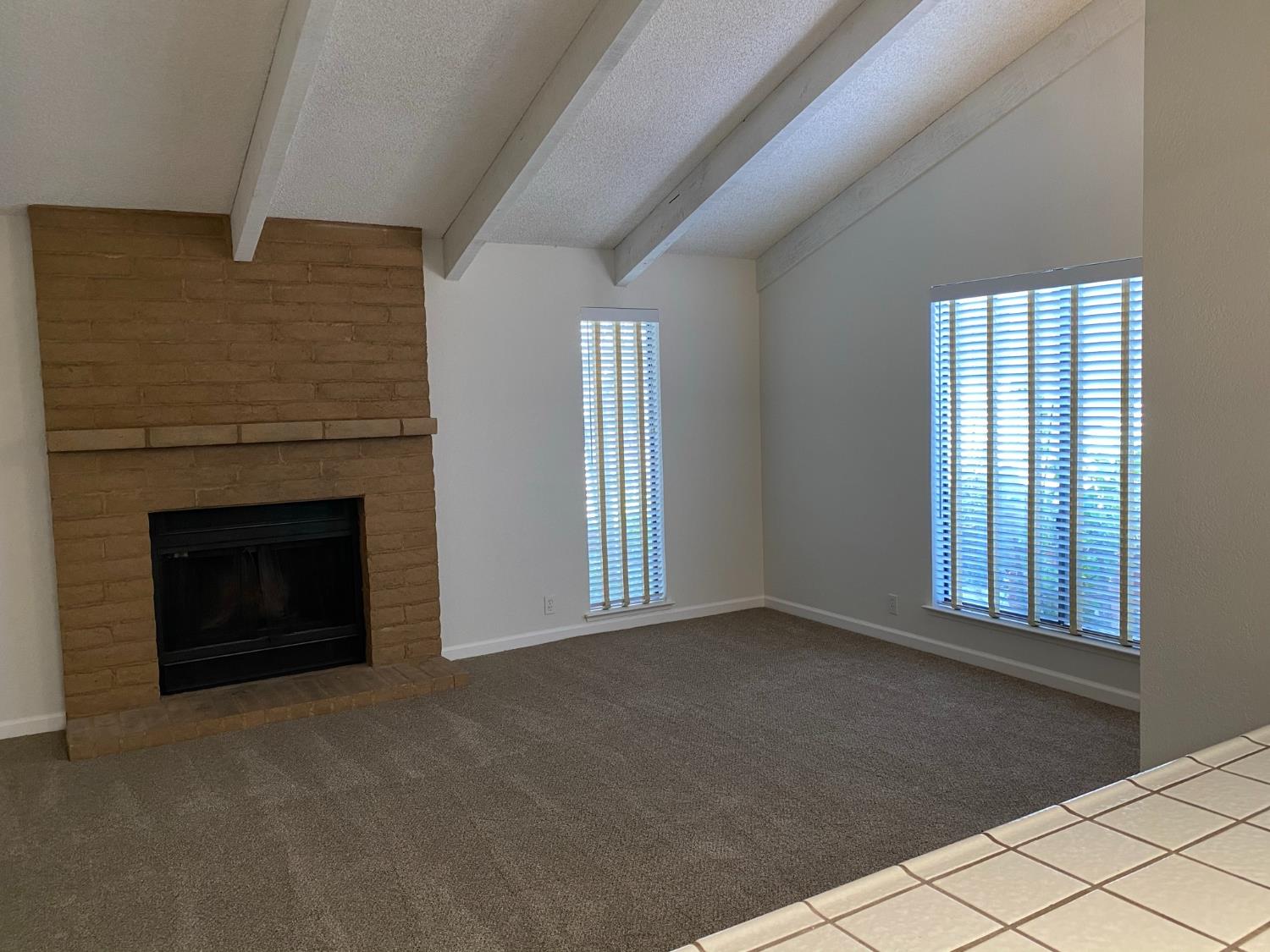 4619 N Emerson Ave, Fresno, CA 93722