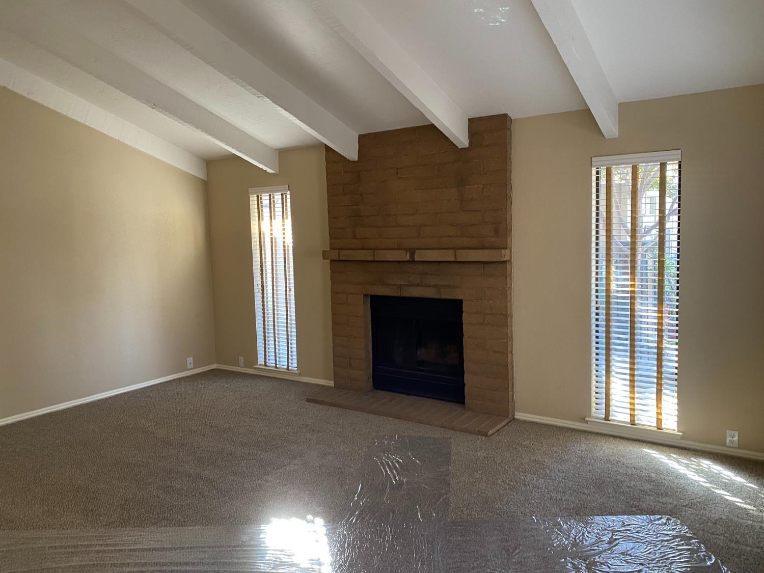 4619 N Emerson Ave, Fresno, CA 93722