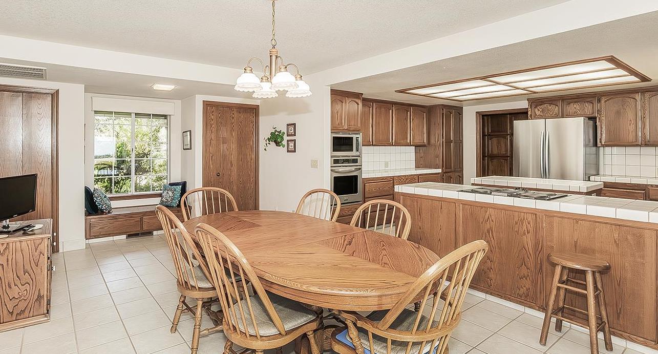 14404 Killarney Dr, Madera, CA 93636