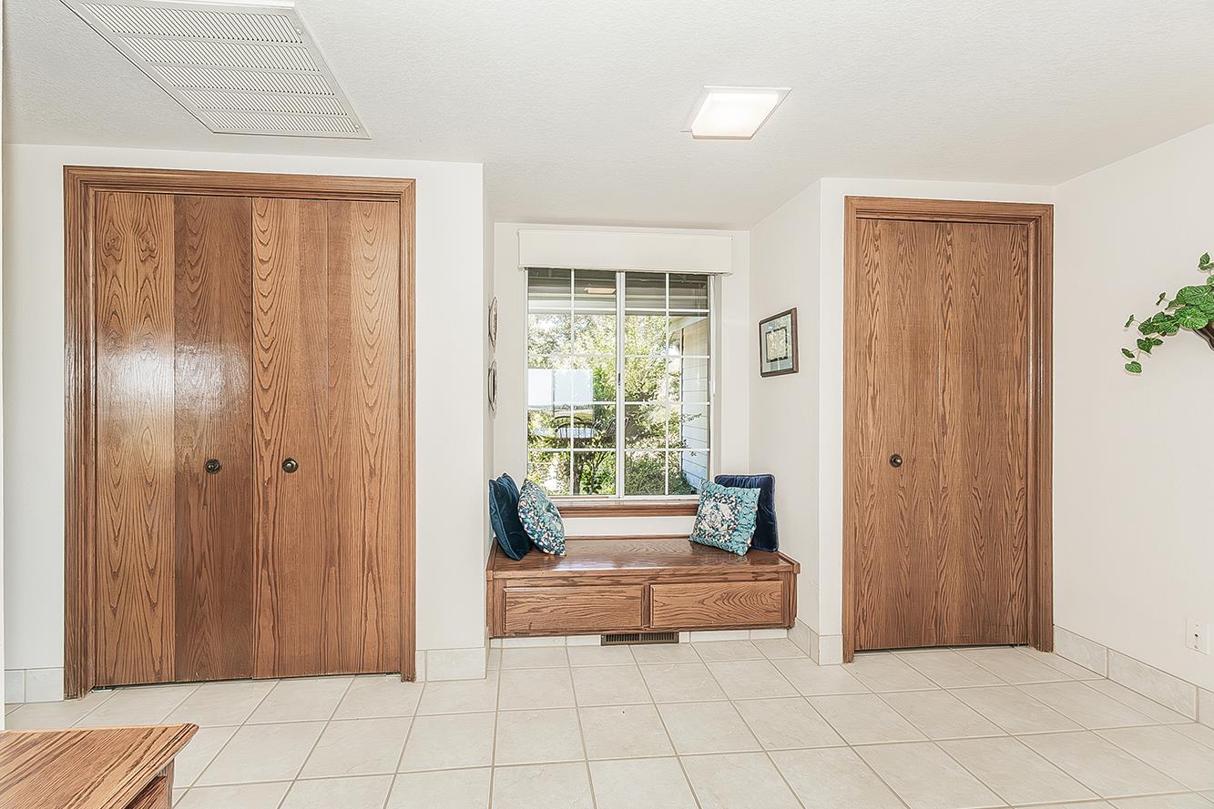 14404 Killarney Dr, Madera, CA 93636