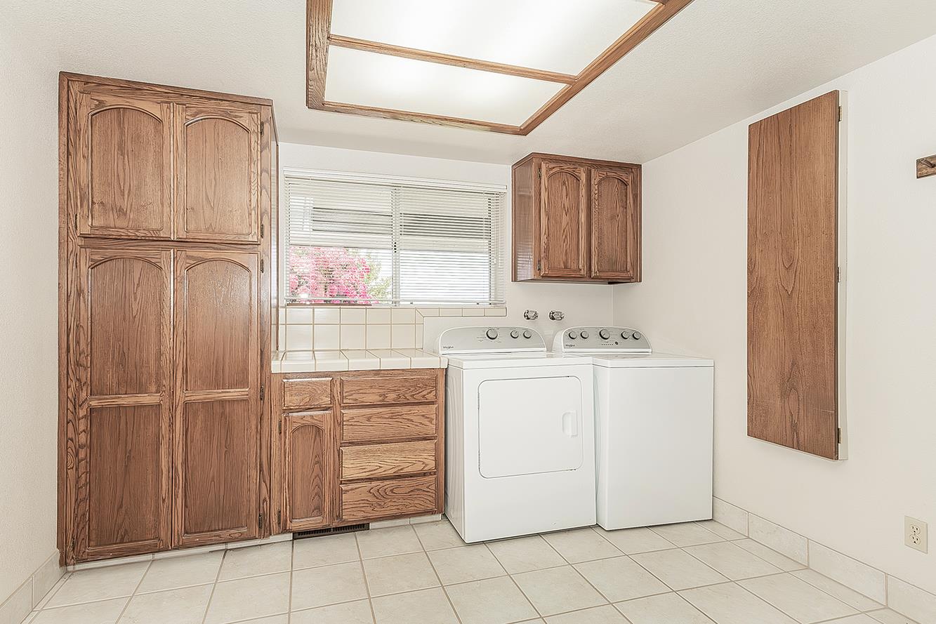 14404 Killarney Dr, Madera, CA 93636