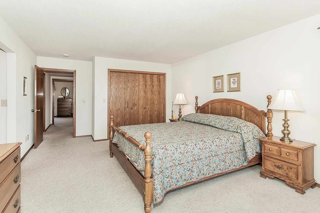 14404 Killarney Dr, Madera, CA 93636