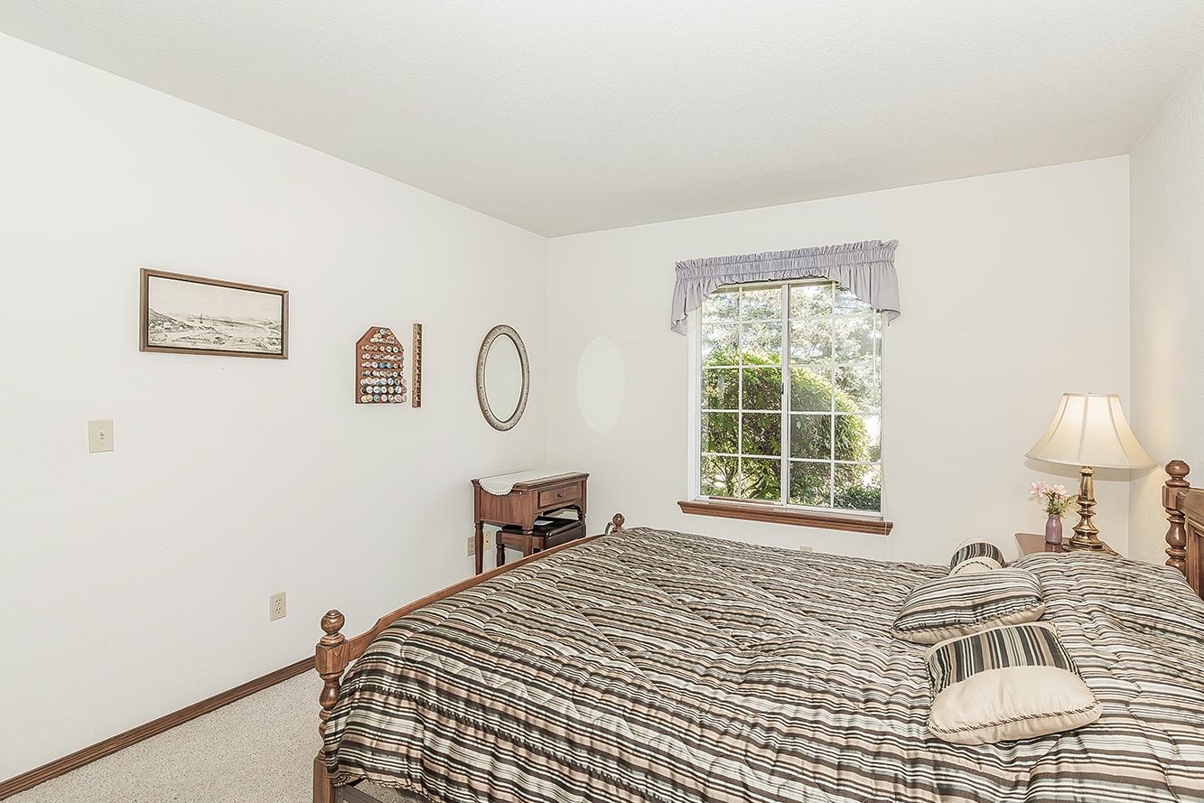 14404 Killarney Dr, Madera, CA 93636