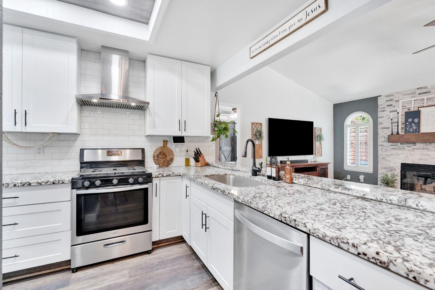 8735 Cedar #132, Fresno, CA 93720