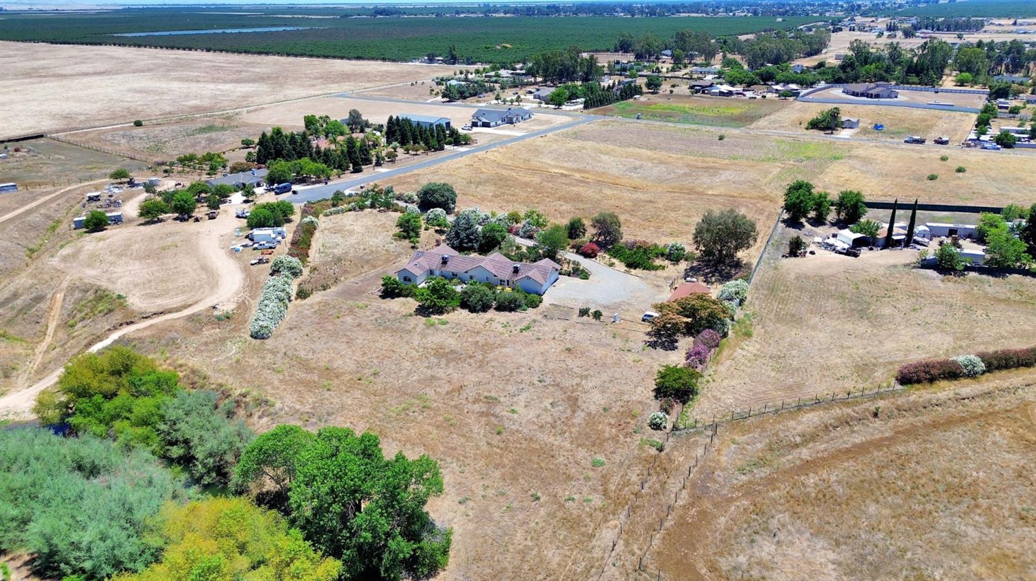 22250 stabulis Ct, Madera, CA 93638