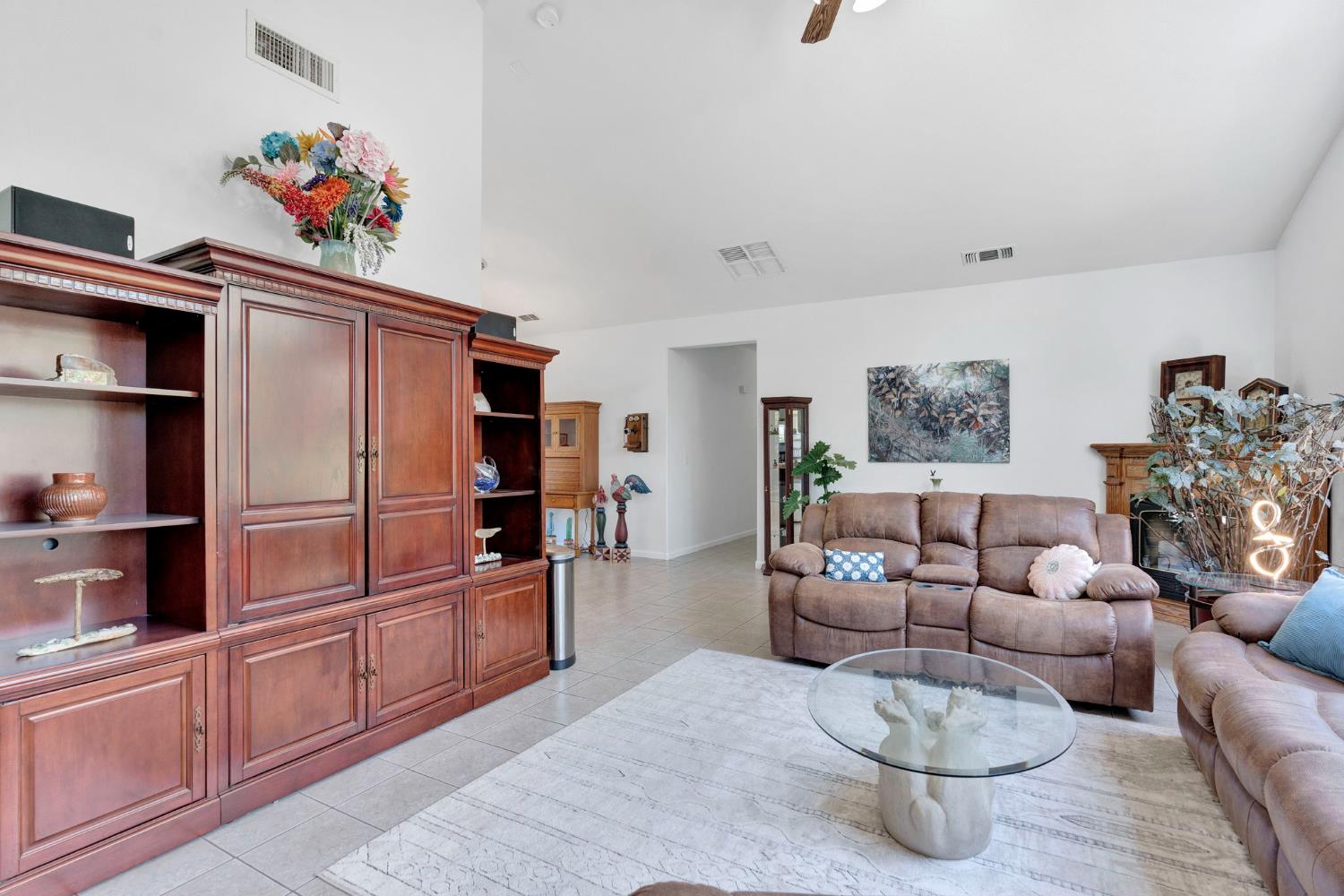 22250 stabulis Ct, Madera, CA 93638