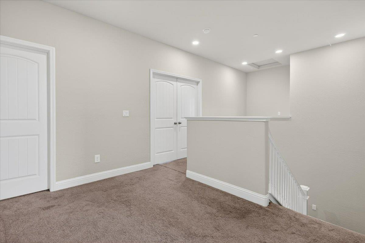 5281 N Phoenix Ave, Fresno, CA 93723