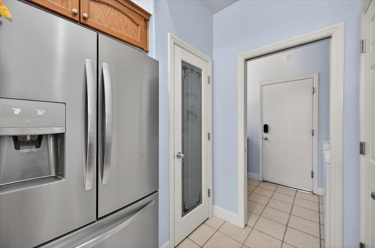 2467 Redington Ave, Clovis, CA 93619