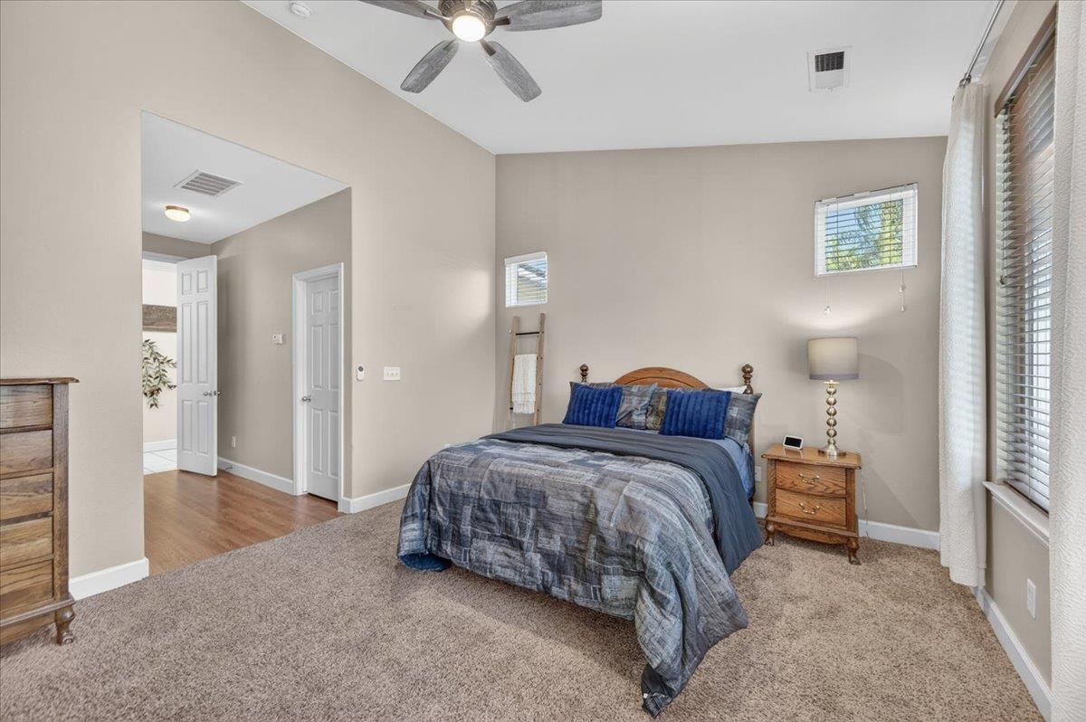 2467 Redington Ave, Clovis, CA 93619