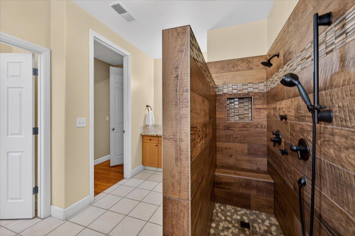 2467 Redington Ave, Clovis, CA 93619