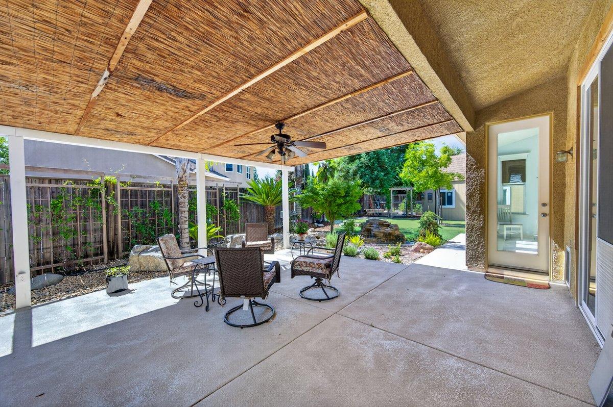 2467 Redington Ave, Clovis, CA 93619