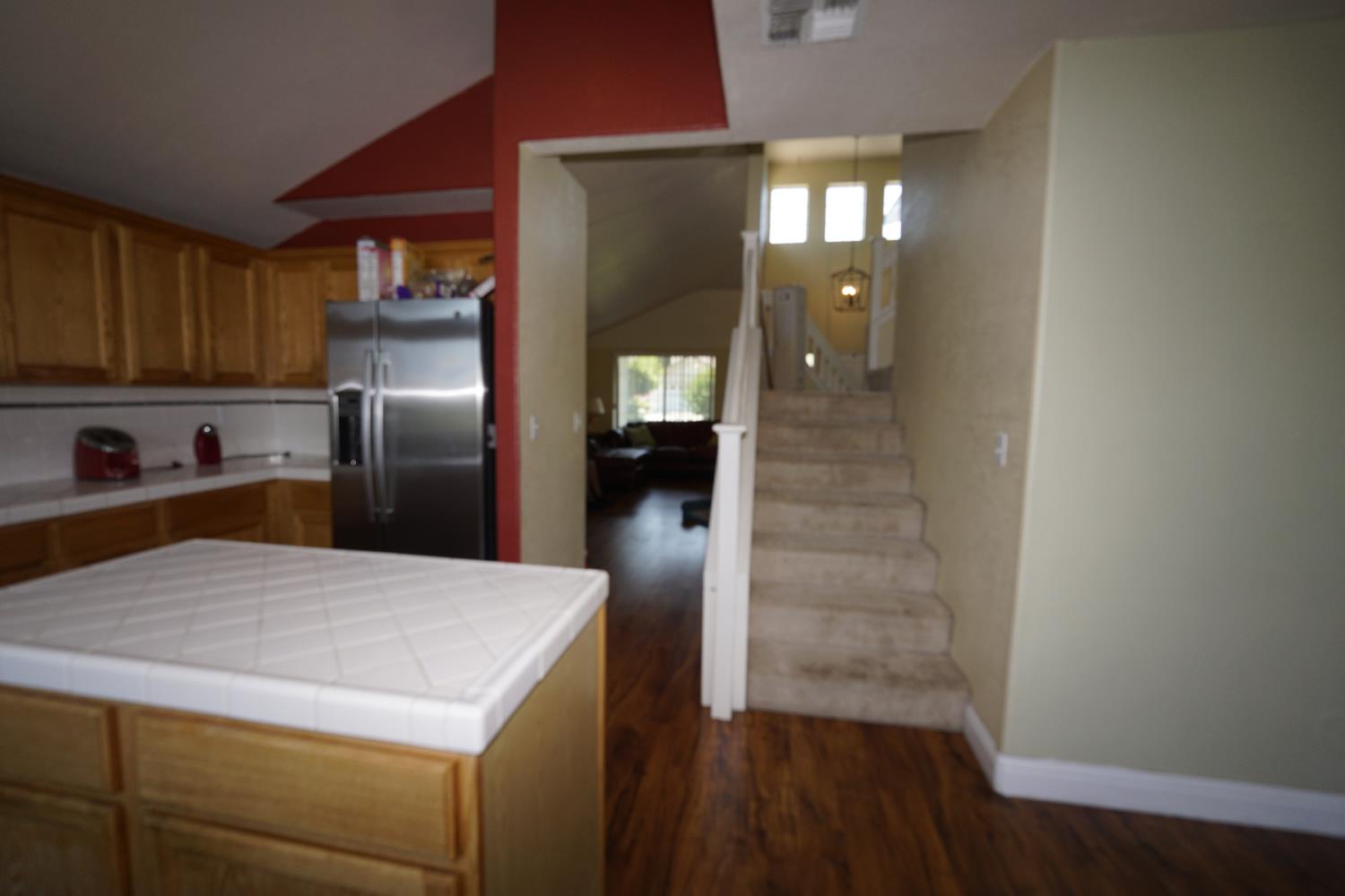 2741 Fremont Ave, Clovis, CA 93611