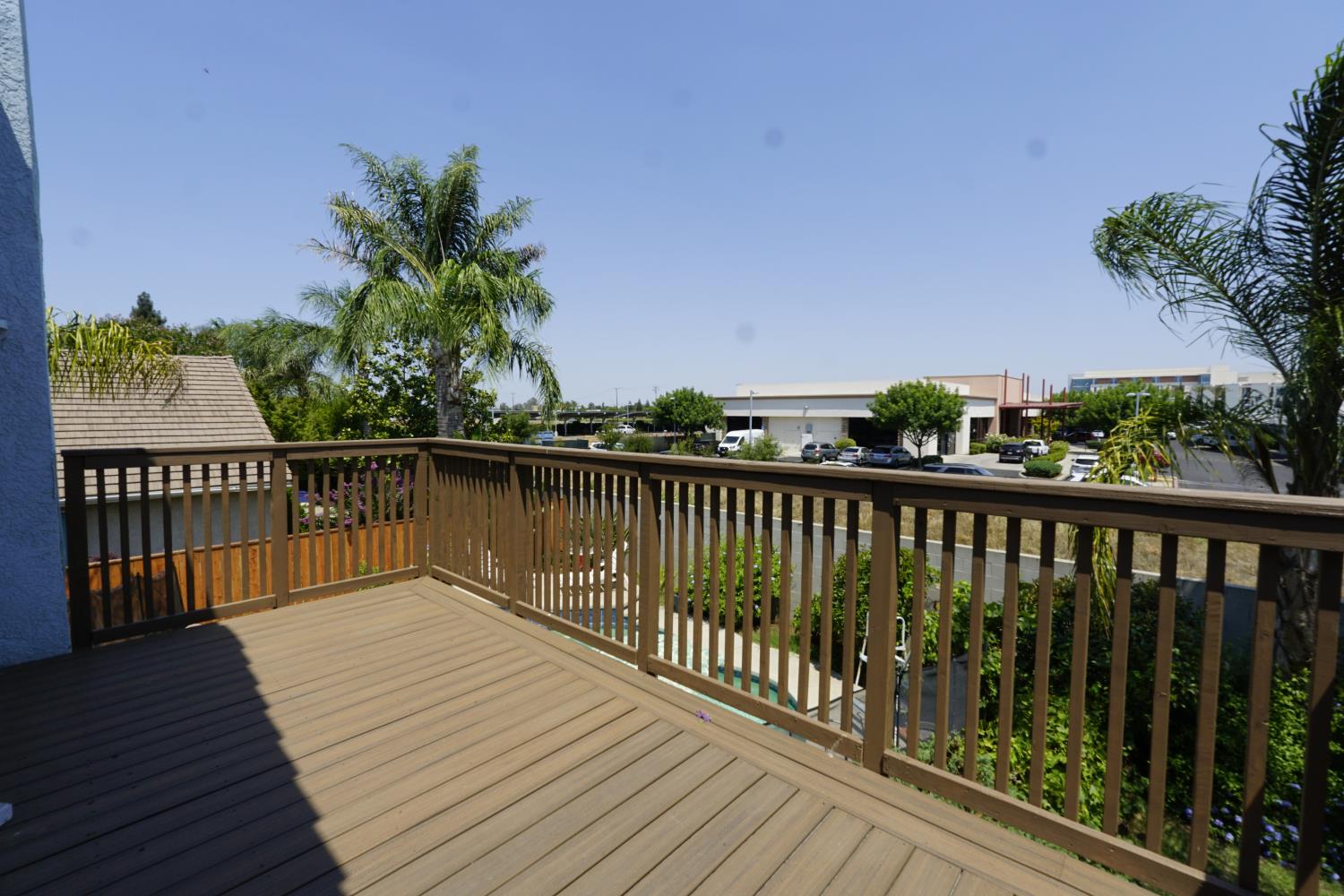 2741 Fremont Ave, Clovis, CA 93611