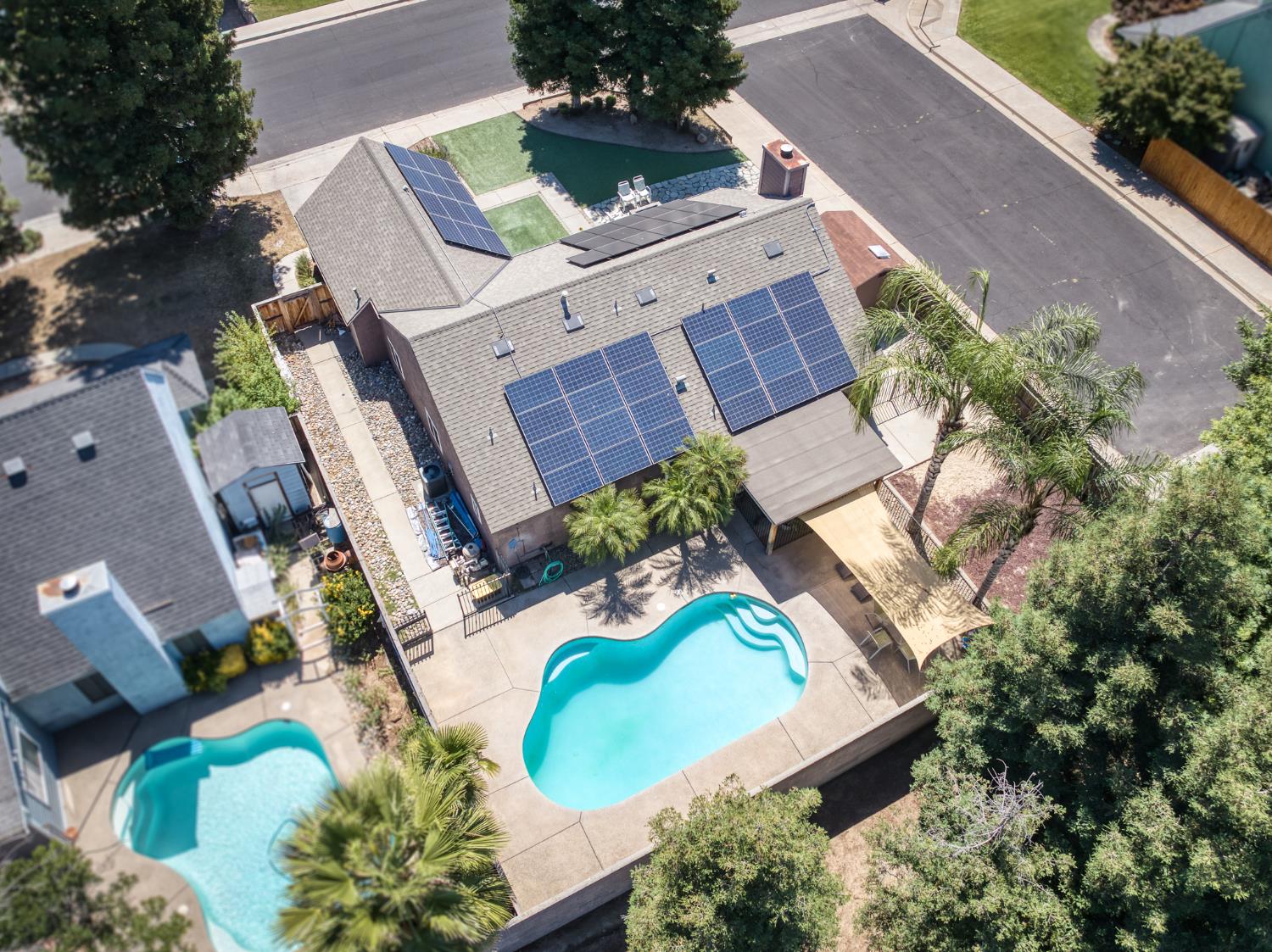 1012 N Adler Ave, Clovis, CA 93611