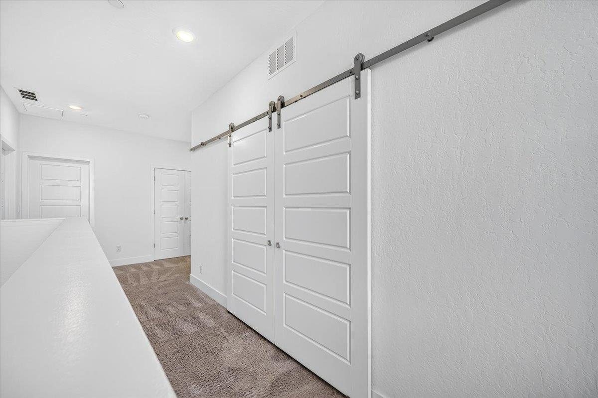 10993 N Wisteria Dr, Fresno, CA 93730