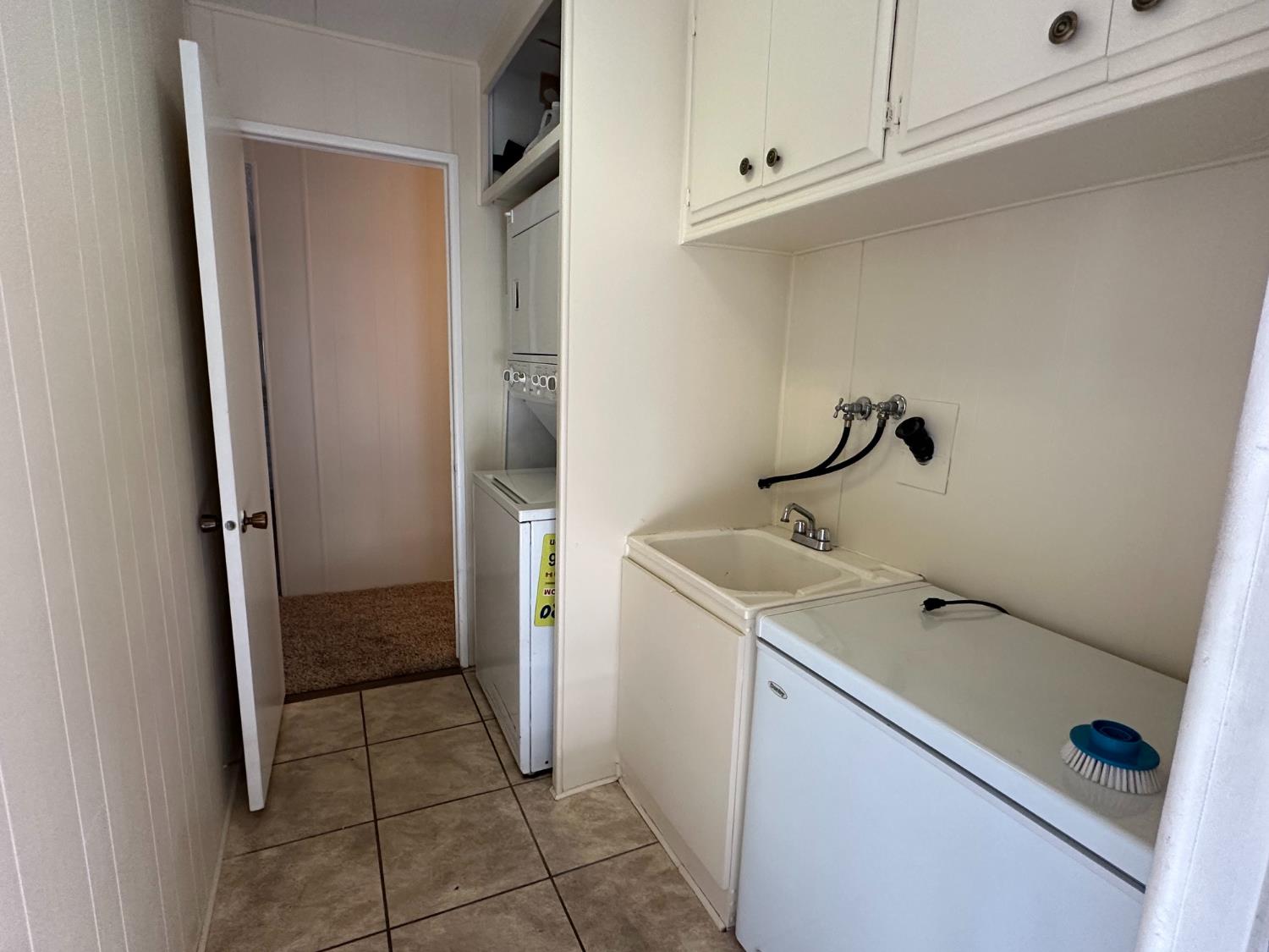 1724 Minnewawa Ave #SPC 2, Clovis, CA 93612