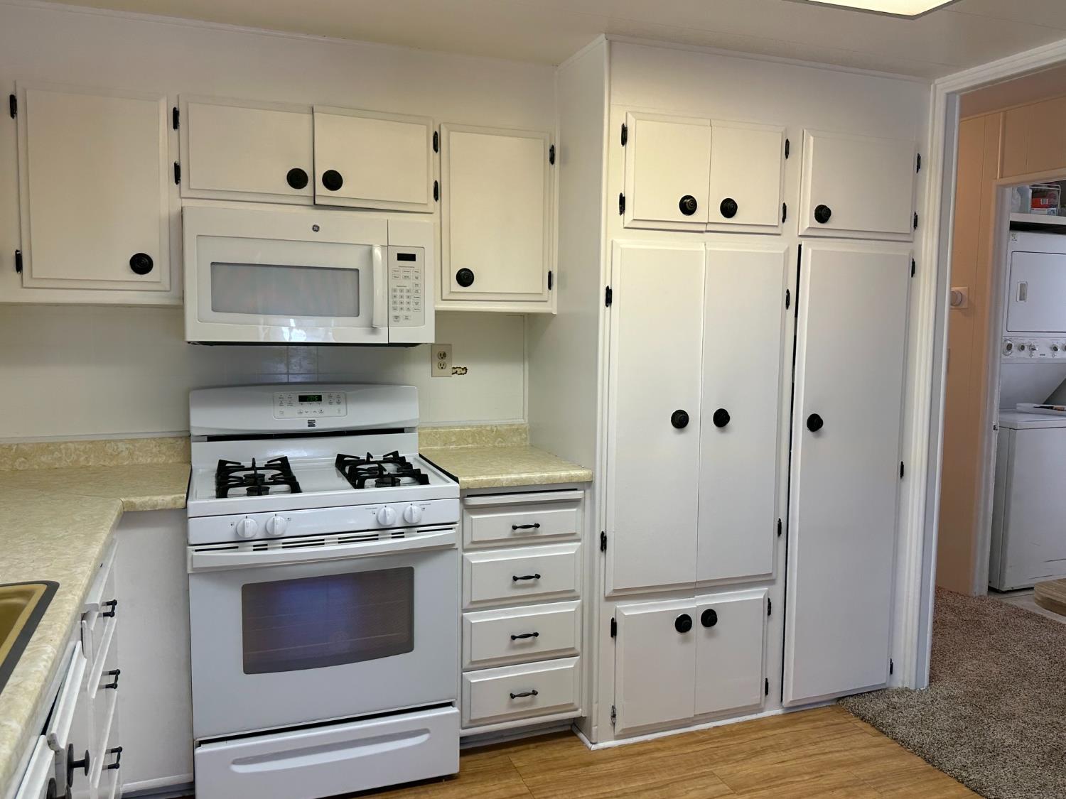 1724 Minnewawa Ave #SPC 2, Clovis, CA 93612