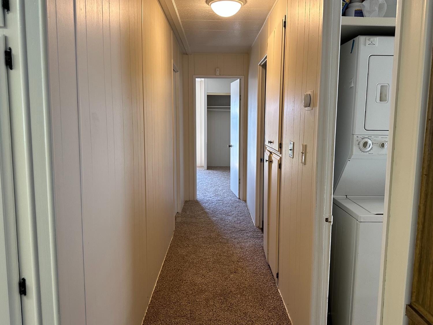 1724 Minnewawa Ave #SPC 2, Clovis, CA 93612