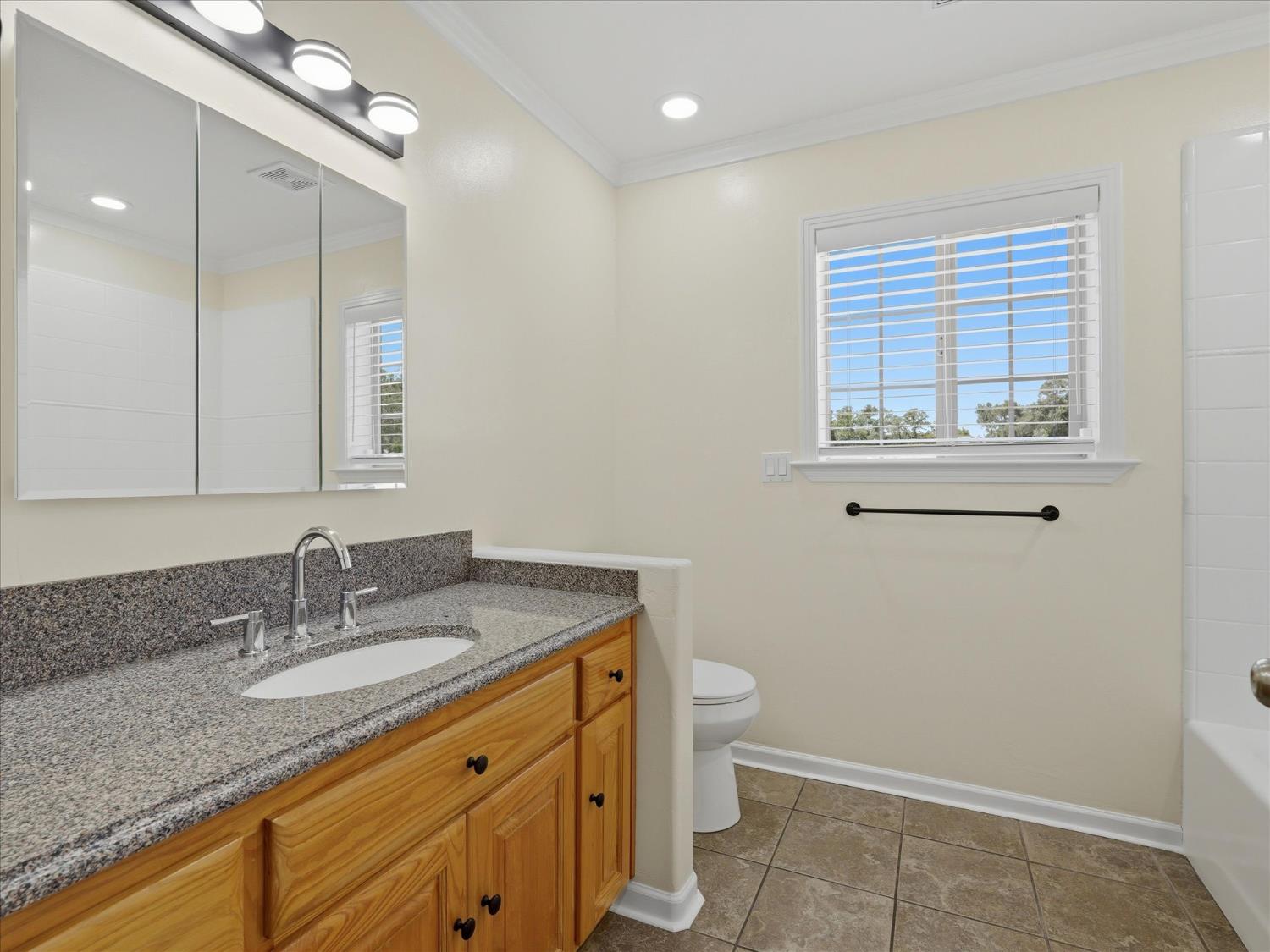 42781 Badger Circle Dr, Coarsegold, CA 93614