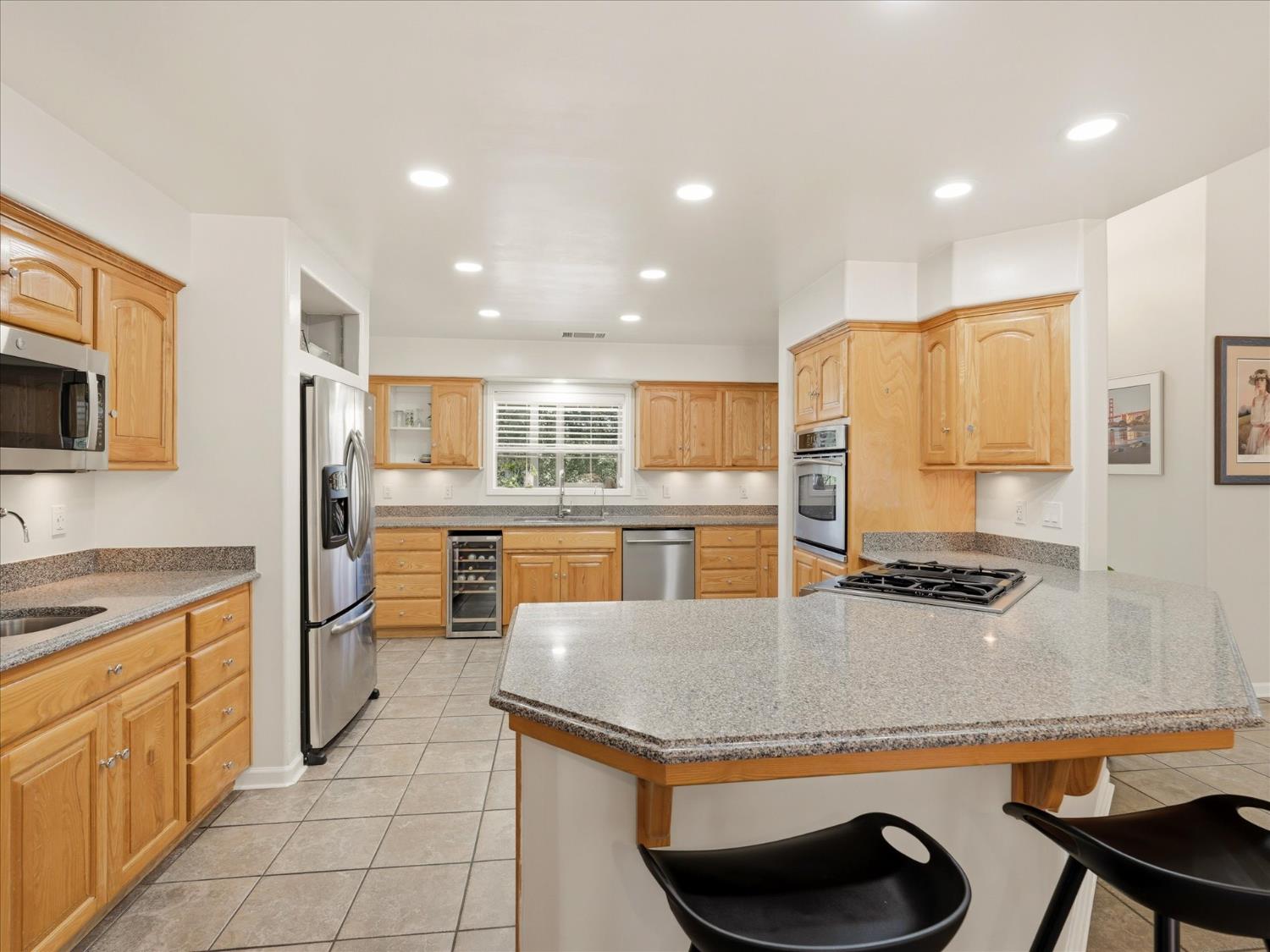 42781 Badger Circle Dr, Coarsegold, CA 93614