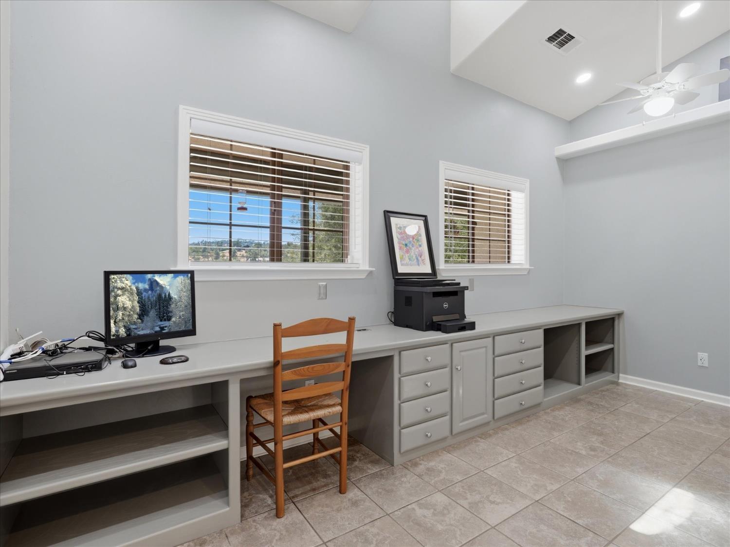 42781 Badger Circle Dr, Coarsegold, CA 93614