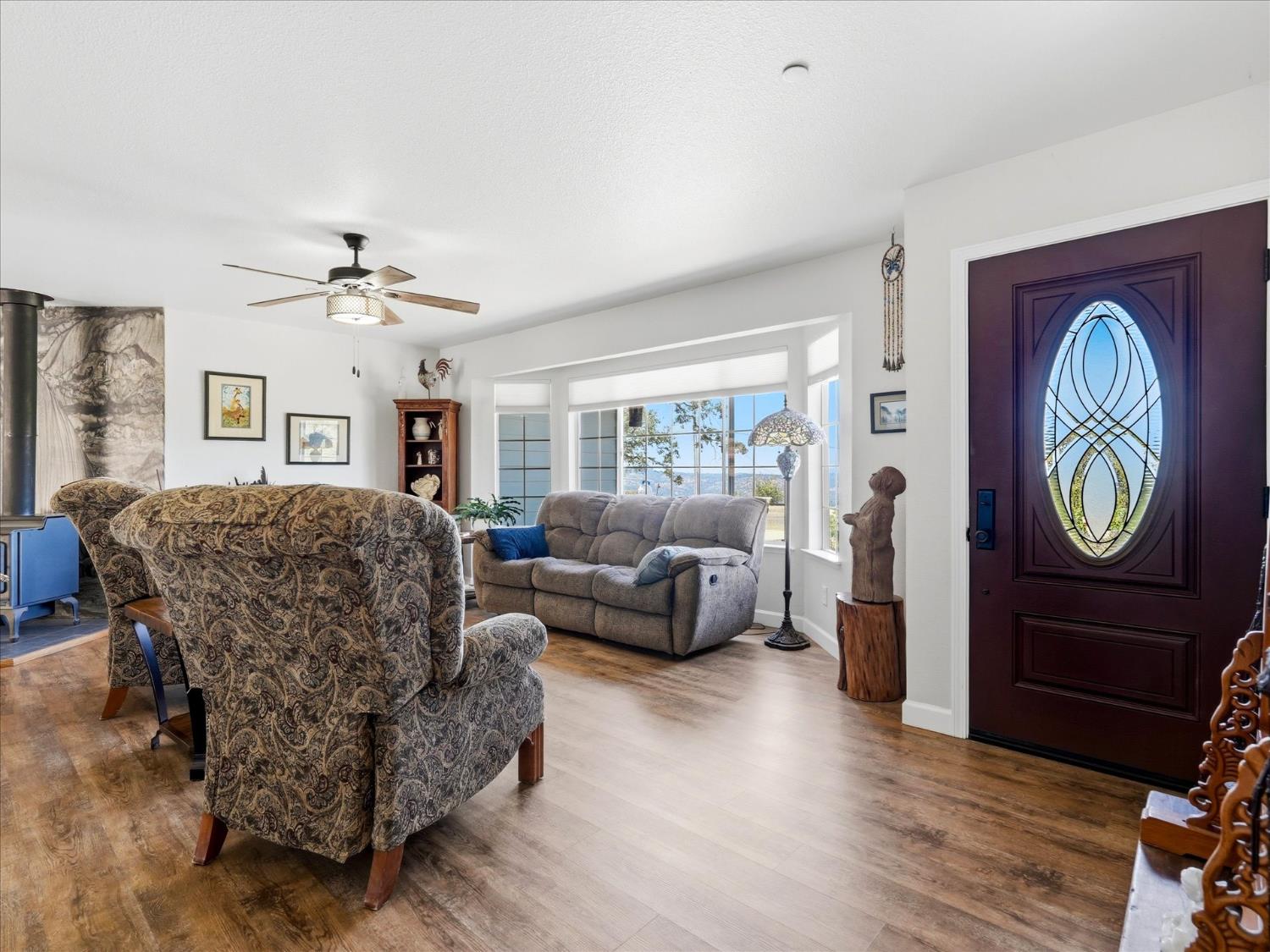 30491 Sentinel Dr, Coarsegold, CA 93614
