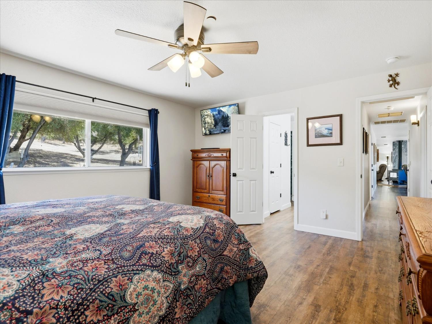 30491 Sentinel Dr, Coarsegold, CA 93614
