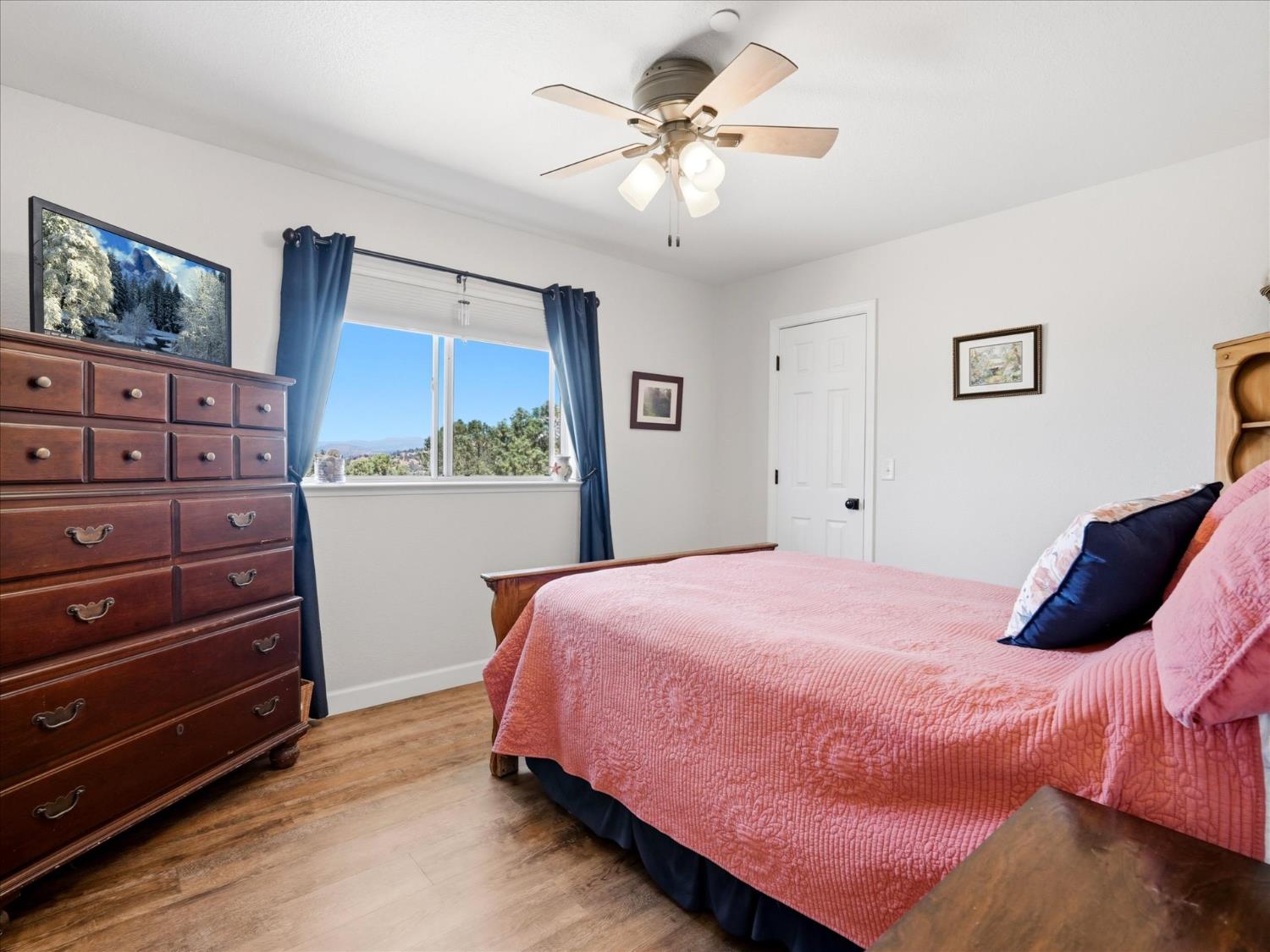 30491 Sentinel Dr, Coarsegold, CA 93614