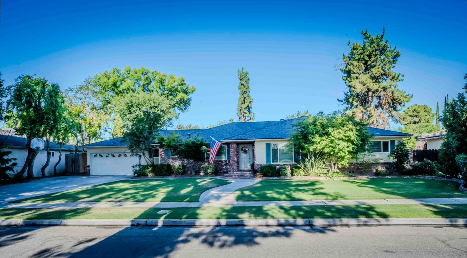 6343 N Teilman Ave, Fresno, CA 93711