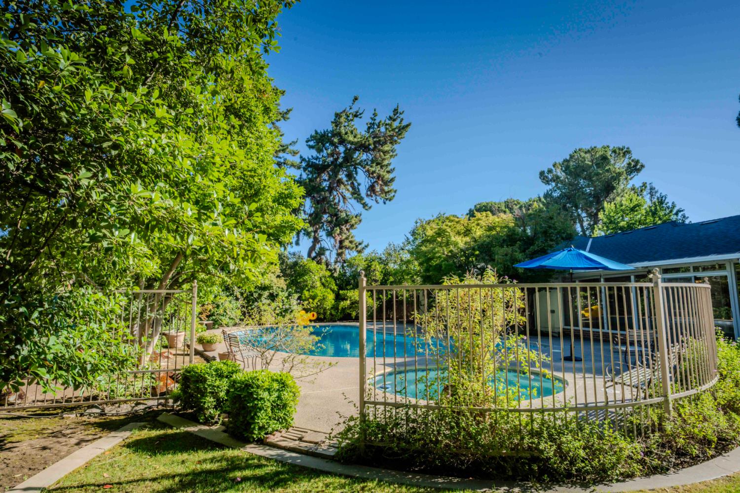 6343 N Teilman Ave, Fresno, CA 93711
