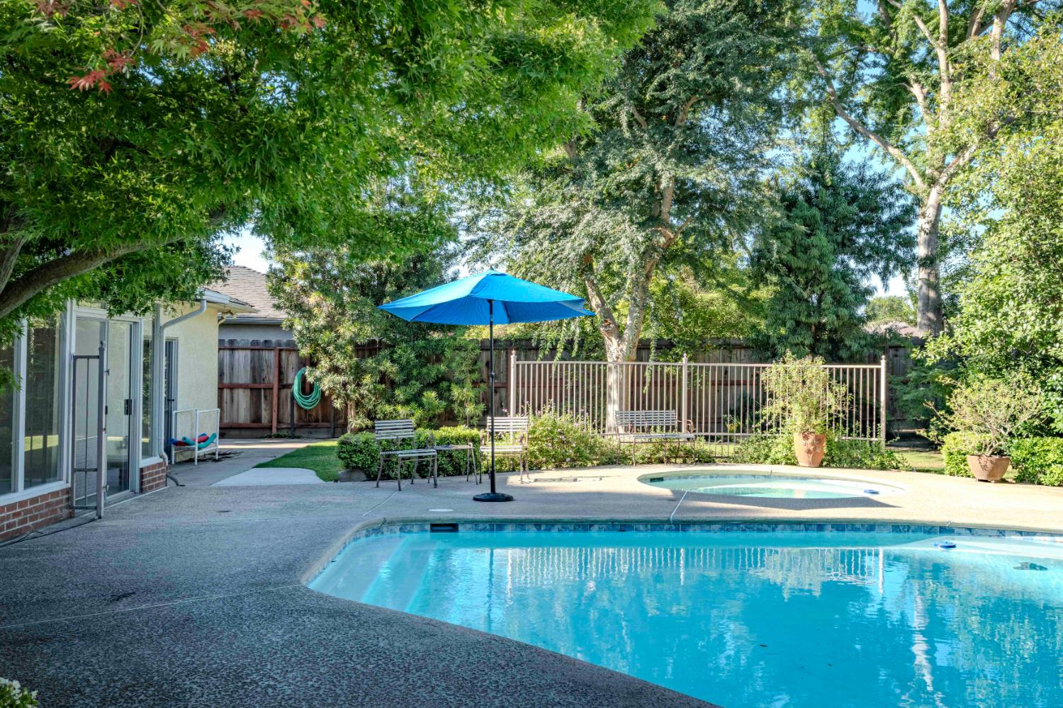 6343 N Teilman Ave, Fresno, CA 93711