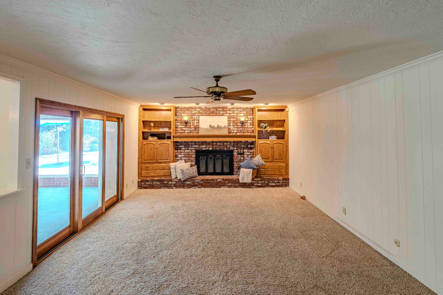 6343 N Teilman Ave, Fresno, CA 93711