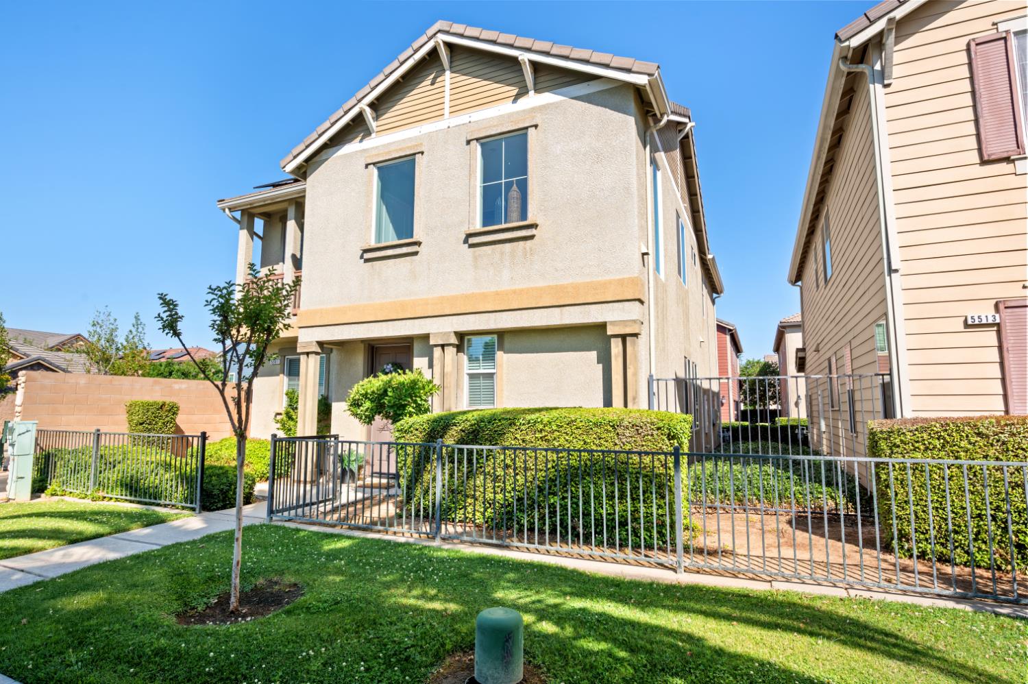 5507 N Gates Ave, Fresno, CA 93722
