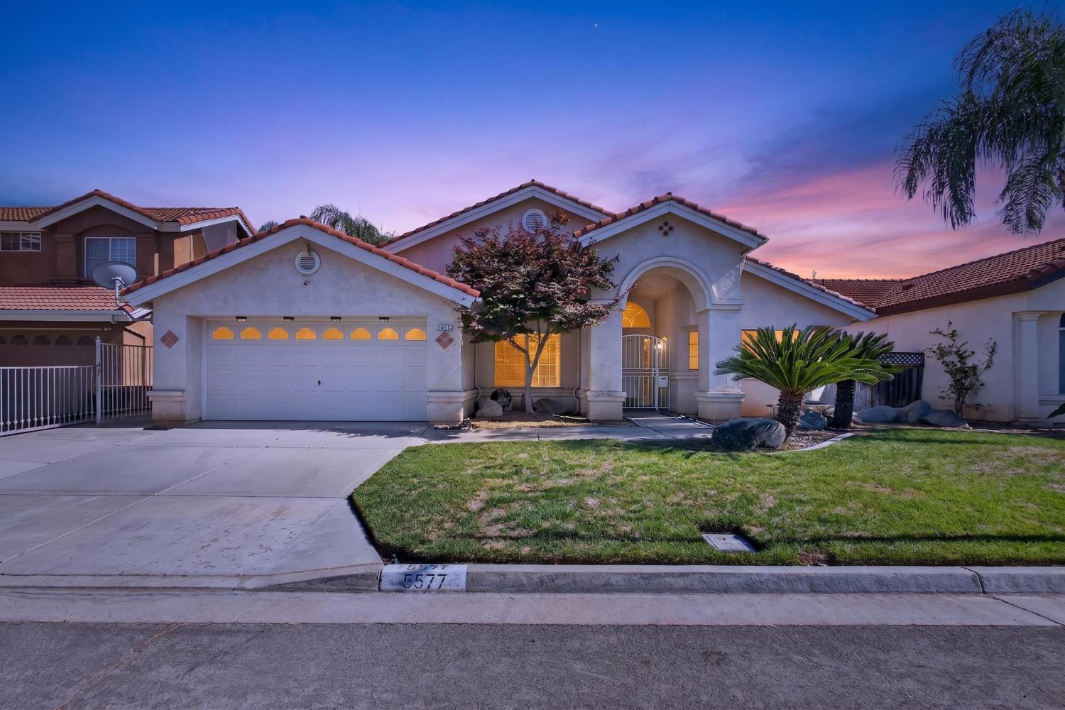 5577 W Paul Ave, Fresno, CA 93722