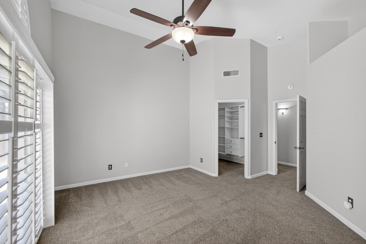 5577 W Paul Ave, Fresno, CA 93722