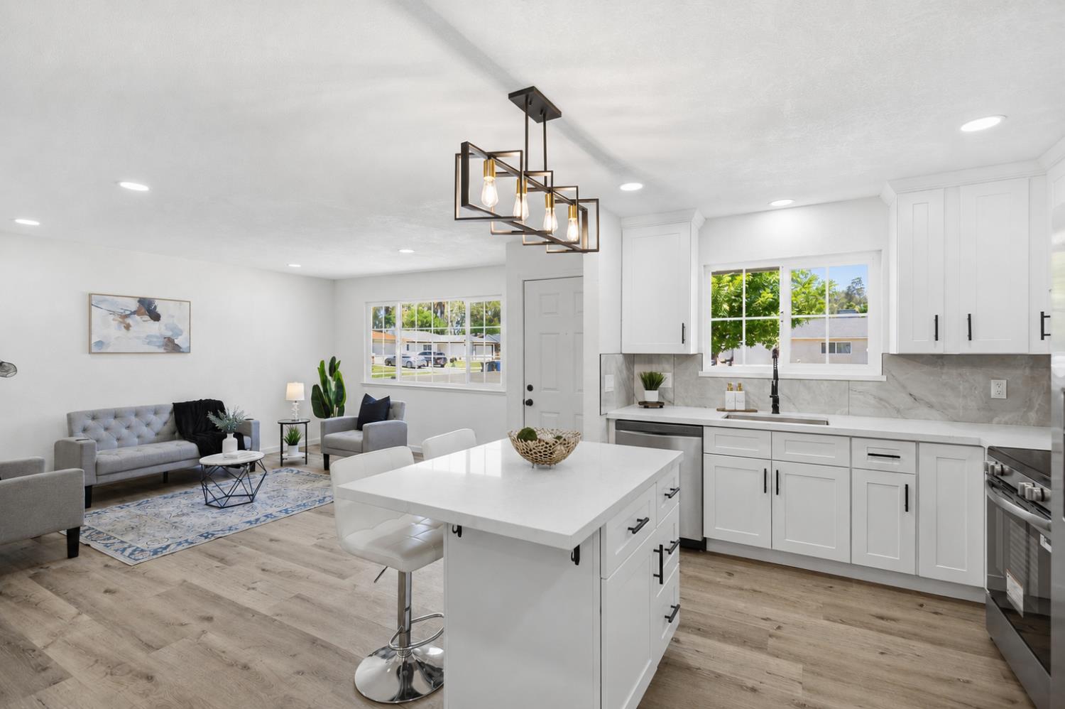 1850 Phoenix Way, Merced, CA 95348