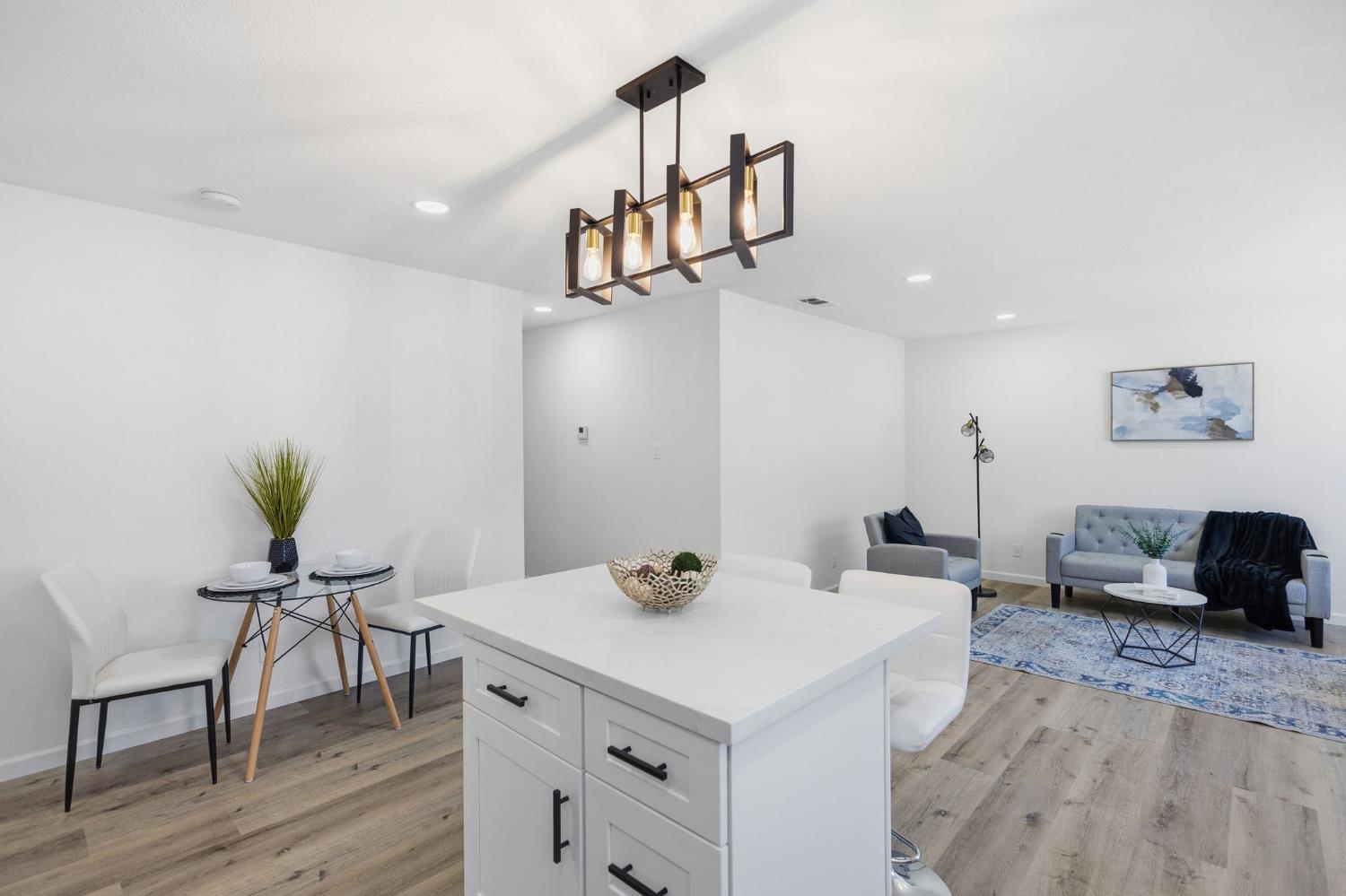 1850 Phoenix Way, Merced, CA 95348