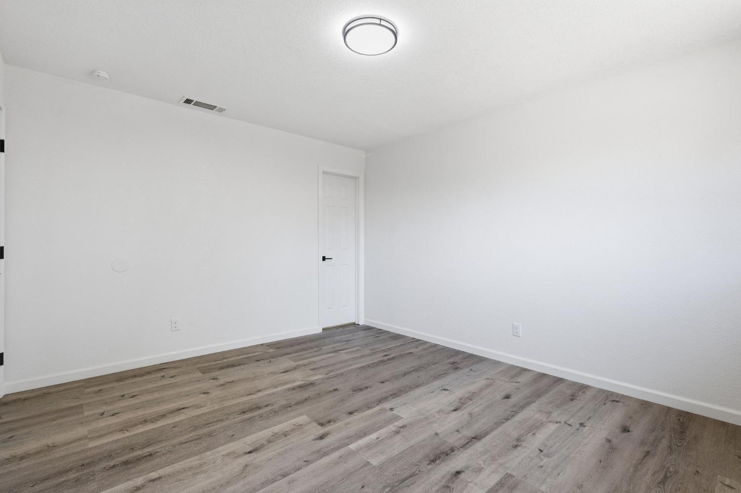 1850 Phoenix Way, Merced, CA 95348
