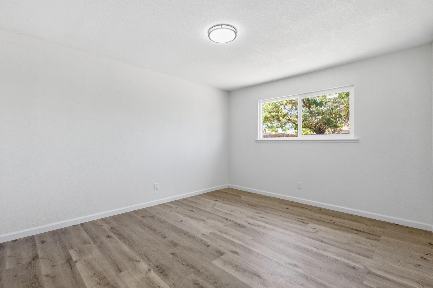 1850 Phoenix Way, Merced, CA 95348